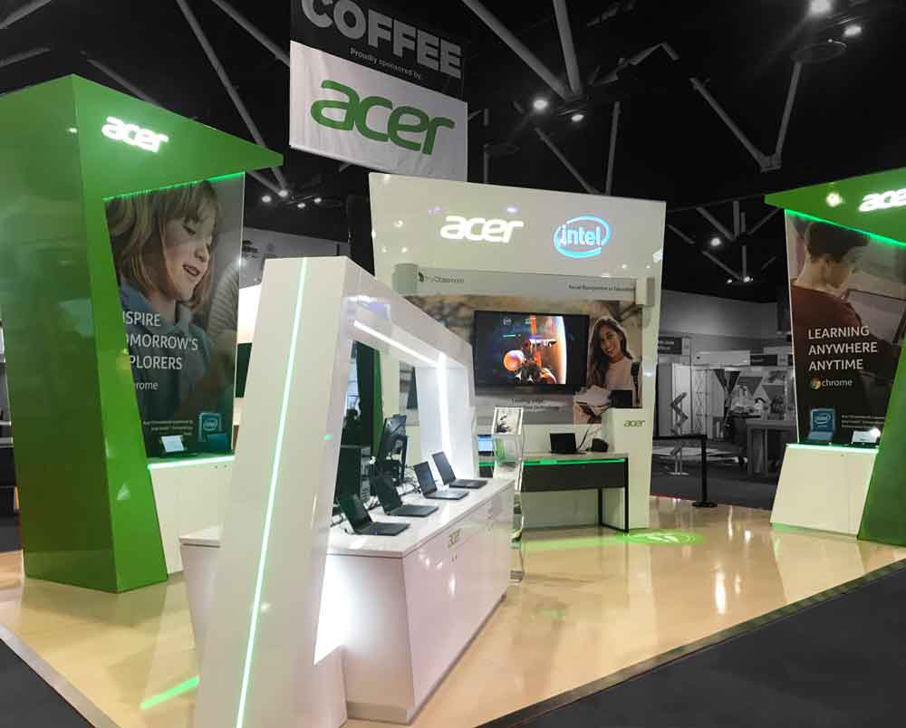 Large-Custom-Exhibition-Stand